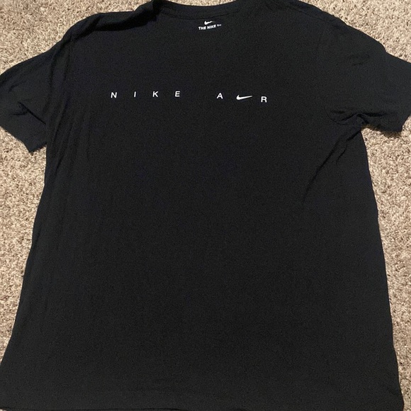 Nike Other - Nike Air Short Sleeve Tee